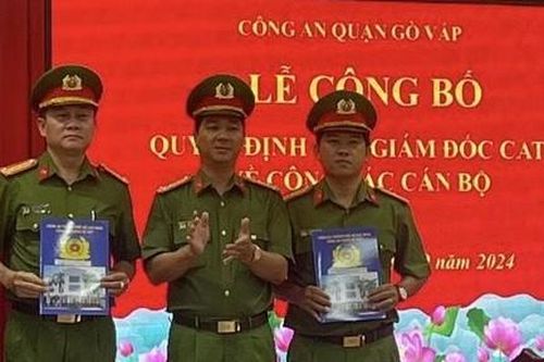 Công an quận Gò Vấp công bố quyết định của Giám đốc CATP về công tác cán bộ