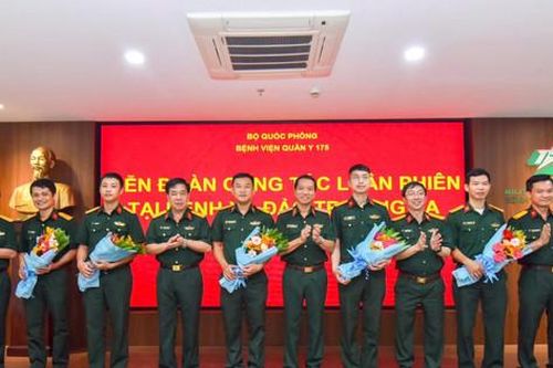 Bệnh viện Quân y 175 tiễn đoàn công tác luân phiên làm nhiệm vụ tại Bệnh xá đảo Trường Sa
