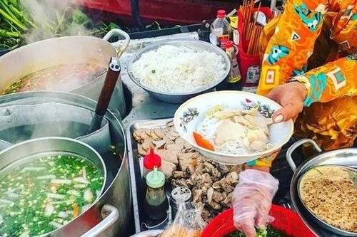 Hủ tiếu ở chợ nổi Cái Răng