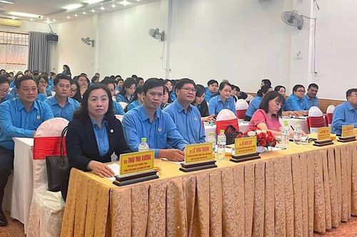 Công đoàn Việt Nam tổ chức tập huấn nghiệp vụ công tác văn phòng