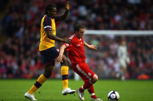 Cựu cầu thủ Arsenal bị bắt vì nghi buôn 60 kg ma túy