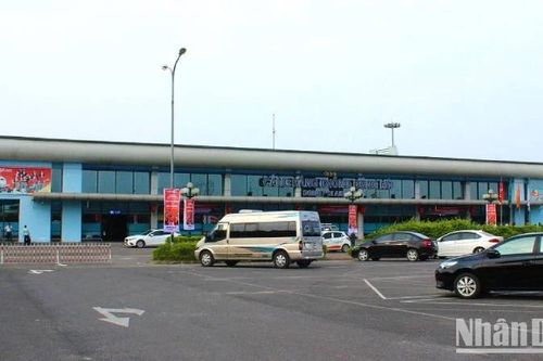 Sân bay Đồng Hới ngừng khai thác từ 15 giờ đến 22 giờ ngày 19/9 do ảnh hưởng của bão số 4