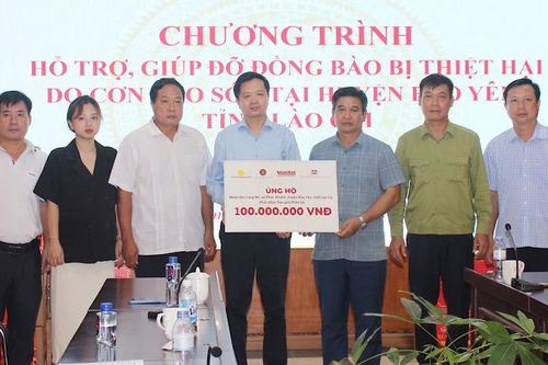 Báo Nhân Dân chia sẻ khó khăn với người dân vùng núi phía bắc bị thiệt hại do thiên tai