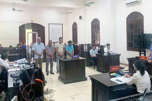 Phạt 7 năm tù nguyên Phó Giám đốc trung tâm đăng kiểm Quảng Bình