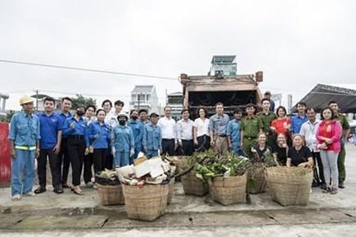 Chống ô nhiễm nhựa trên sông ở Việt Nam