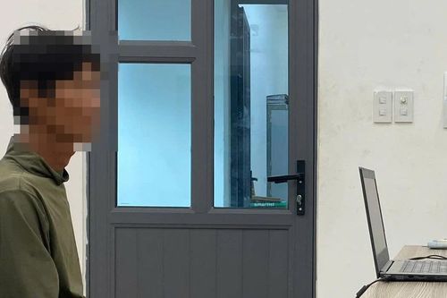 Bắt đối tượng bị truy nã đặc biệt trên ghe đánh ốc ở vùng biển Mũi Né