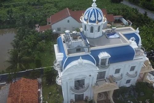 Mục sở thị căn 'biệt thự đẹp nhất Cà Mau'