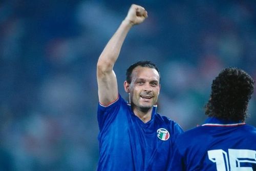 Huyền thoại bóng đá Salvatore Schillaci qua đời