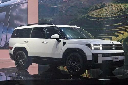 Cận cảnh Hyundai Santa Fe 2025 ra mắt tại Việt Nam, giá từ 1,069 tỷ đồng