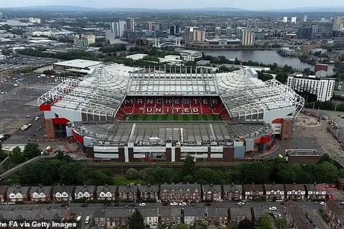 MU có thể quyết định phá hủy sân Old Trafford, bảo đảm yếu tố lịch sử 114 năm