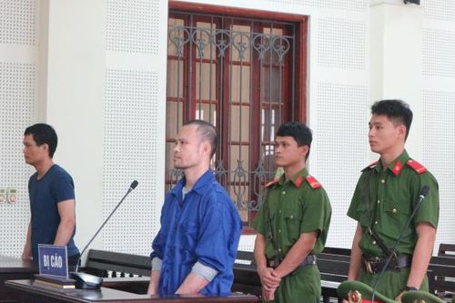 Đánh hàng xóm chấn thương sọ não chỉ vì tiếng nổ xe máy