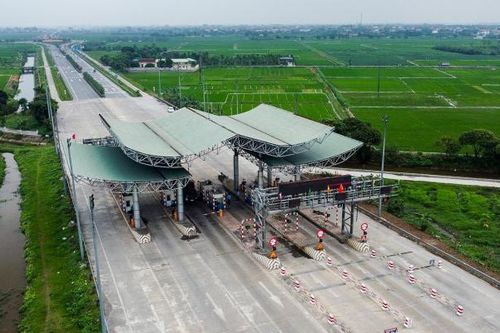 Xem xét tháo gỡ khó khăn, vướng mắc liên quan đến dự án BOT cầu Thái Hà
