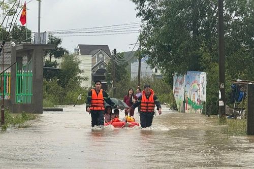 430 hộ dân Phú Quốc bị ngập bởi mưa lớn