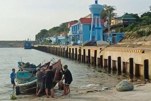 Huyện đảo Cồn Cỏ gấp rút ứng phó áp thấp nhiệt đới mạnh lên thành bão