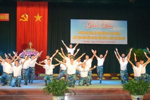 Chắp cánh ước mơ bảo vệ bầu trời Tổ quốc