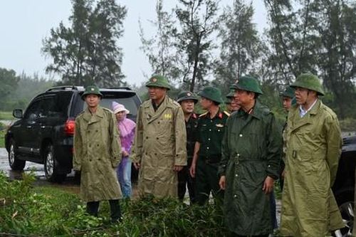 Bộ Tổng tham mưu yêu cầu Quân đội tập trung ứng phó bão số 4, sẵn sàng tìm kiếm cứu nạn