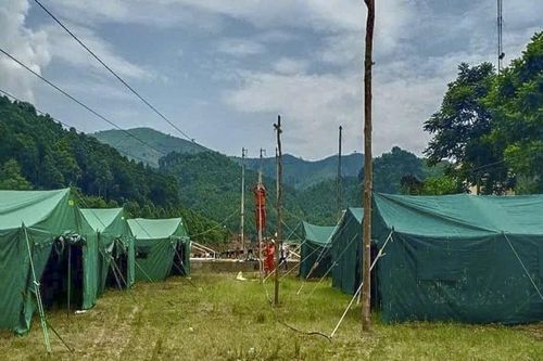 Hoàn thành cấp điện tại nơi ở mới của 115 nhân khẩu thôn Kho Vàng