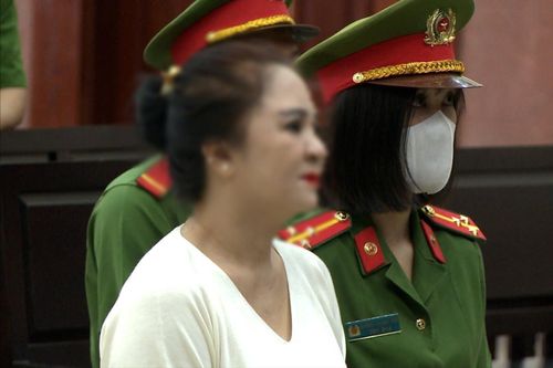 Bà Nguyễn Phương Hằng được ra tù trước thời hạn
