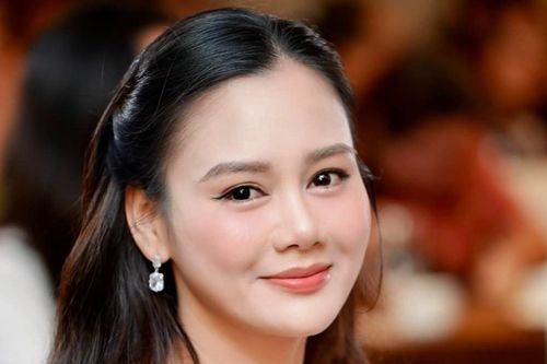 Phản ứng của diễn viên Huyền Sâm khi khán giả chê mặt 'hãm chỉ muốn đấm'