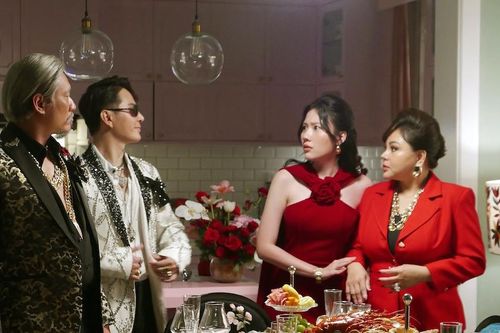 Cả một gia đình 'phông bạt' được đưa vào phim 'Cô dâu hào môn'