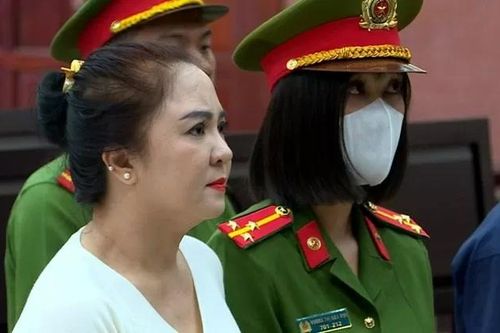 Bà Nguyễn Phương Hằng được ra tù trước hạn 3 tháng