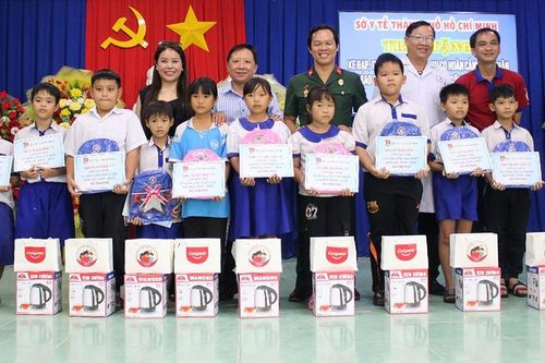 Chăm lo khuyến học - khuyến tài