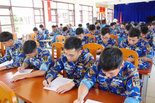 Học viện Hải quân: Tổ chức hội thi xe tốt, tàu chính quy mẫu mực