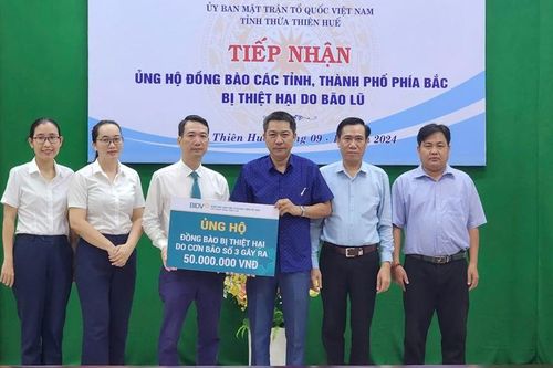 Gần 500 tổ chức, doanh nghiệp, cá nhân hỗ trợ miền Bắc với số tiền hơn 15 tỷ đồng