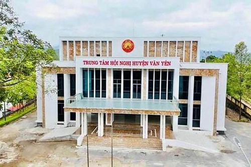 Văn Yên (Yên Bái): Gắn biển công trình chào mừng 60 năm thành lập huyện