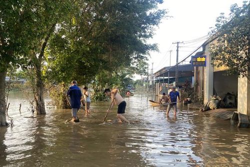 Hạ Hòa - Phú Thọ: Khắc phục nguồn nước sinh hoạt sau ngập lụt