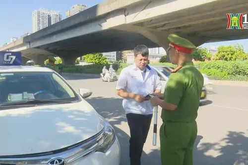 Cần xử lý nghiêm người dừng đỗ xe sai quy định