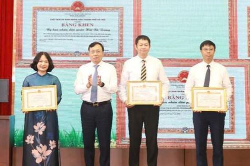 Đề xuất cá nhân đạt danh hiệu 'Người tốt, việc tốt' cấp thành phố sẽ được thưởng 1,5 lần mức lương cơ sở