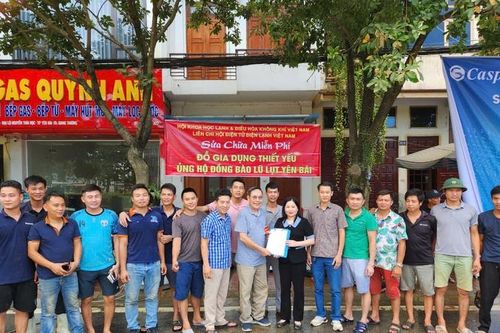 Cảm động cuộc ghé thăm không hẹn trước và những giọt nước mắt 'chữa lành'