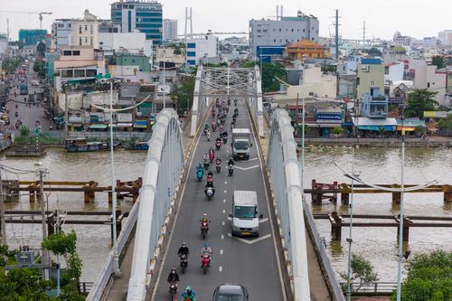 Cận cảnh cây cầu hơn một thế kỷ tại TP.HCM