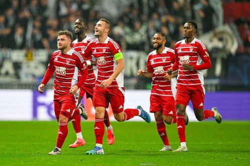 Đội bóng vô danh viết lịch sử ở Champions League