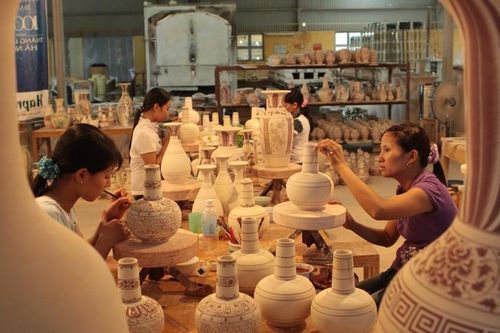 Lập Hội đồng Nhà nước xét tặng danh hiệu Nghệ nhân nhân dân, Nghệ nhân ưu tú nghề thủ công mỹ nghệ