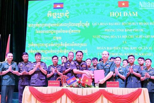 Các lực lượng bảo vệ biên giới hai nước Việt Nam-Campuchia tăng cường phối hợp