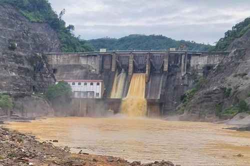 Chủ động xả tràn thủy điện và các hồ chứa để điều tiết nước