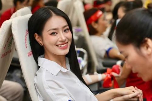 Sôi động Ngày hội hiến máu 'Chủ nhật Đỏ' tại Công ty Amway Việt Nam