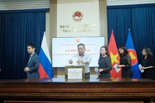 Cộng đồng người Việt Nam tại Nga quyên góp hơn 2 tỷ đồng ủng hộ đồng bào khắc phục thiệt hại do bão Yagi