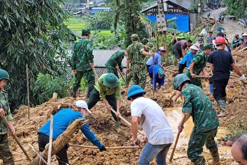 'Không để ai bị bỏ lại phía sau' do mưa lũ