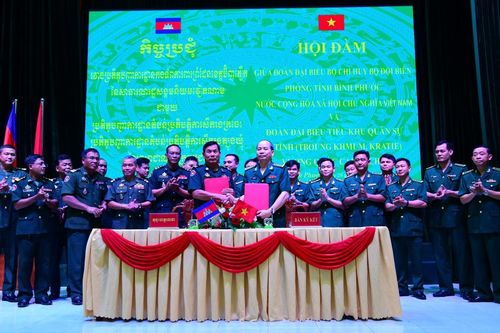 Hội đàm về công tác quản lý, bảo vệ biên giới, đấu tranh phòng chống tội phạm