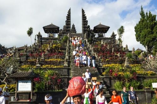 Bali mạnh tay với hành vi thiếu văn hóa của du khách
