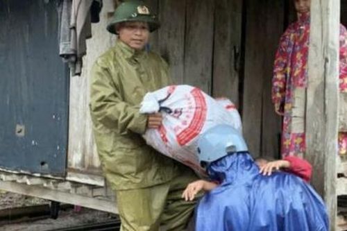 Lo sợ lở núi trong đêm, Quảng Trị di dời khẩn cấp hơn 80 hộ dân