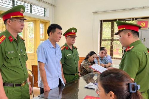Khởi tố, bắt tạm giam Phó Giám đốc Ban Quản lý rừng phòng hộ ở Hà Giang