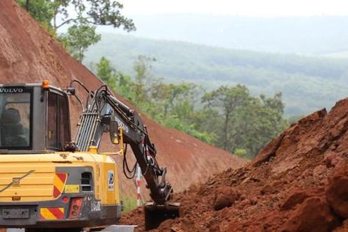 Thêm điểm sạt lở nghiêm trọng, chia cắt 50 hộ dân tại Đắk Nông