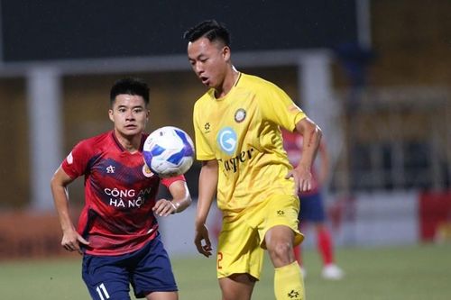 Bảng xếp hạng LPBank V-League 2024/25 vòng 2: HAGL tiếp tục bay cao