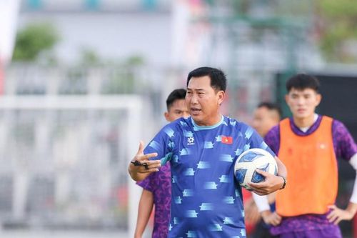 Huấn luyện viên Hứa Hiền Vinh: U20 Việt Nam đặt mục tiêu góp mặt tại vòng chung kết U20 châu Á
