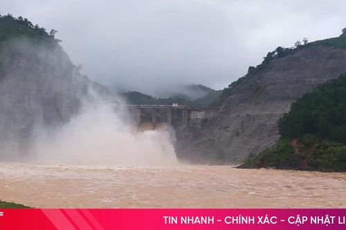 Điều tiết xả tràn 2 thủy điện lớn ở Hà Tĩnh