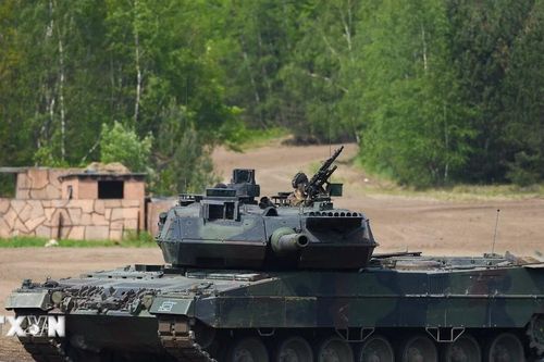 Đức chuyển hơn 20 xe tăng Leopard 1 và nhiều vũ khí khác cho Ukraine